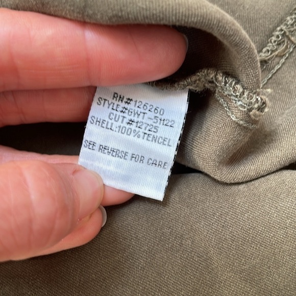 Velvet Heart Clarita Olive Dress Green Tencel Longsleeve Smocked Waist Large New - Picture 11 of 11